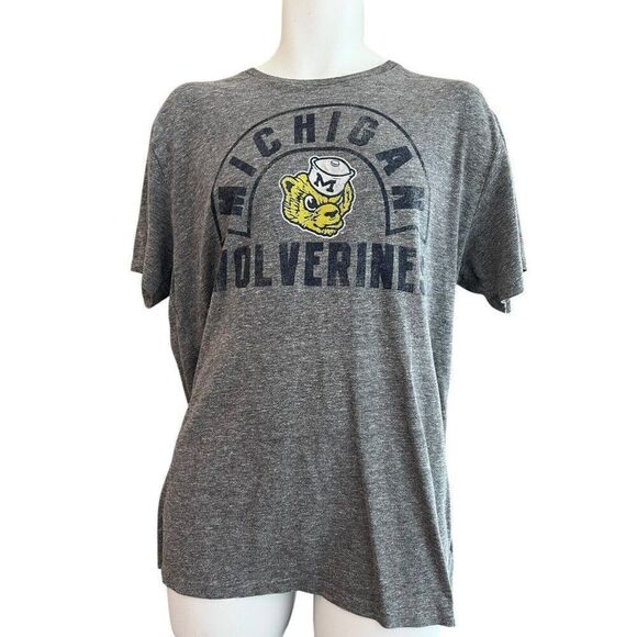 Mens XL Michigan Wolverines adidas T Shirt Throwback Vintage Logo Wolfbear - Picture 1 of 4